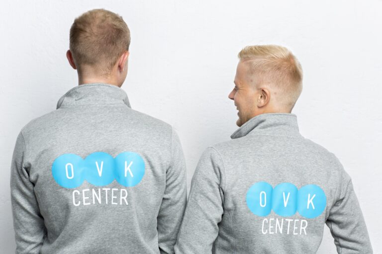 OVK-centers underhållsplanerare med profilkläder